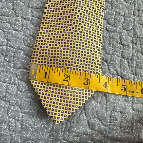 Brooks Brothers 346 Repp Tie Elegant Yellow & Blue Silk Necktie 60” x 3.5” - Picture 8 of 8